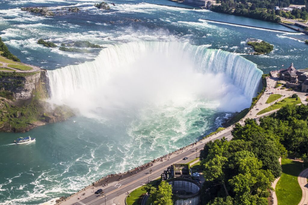 Top 5 cảnh đẹp thiên nhiên tại Canada
