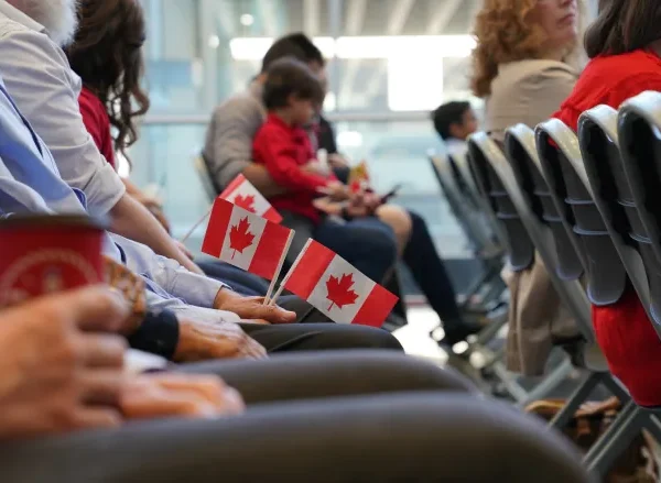nhập cư Canada 2022 - 2025