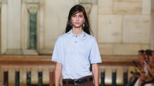 Tory Burch Xuân/Hè 2026: Vẻ đẹp hoài cổ và nữ tính trong thời đại mới